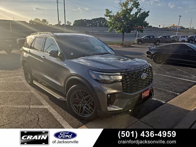 2025 Ford Explorer ST-Line — photo 1 of 8