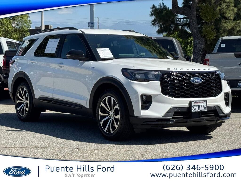 2026 Ford Explorer ST-Line — photo 1 of 1