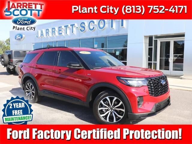 2025 Ford Explorer ST-Line — photo 1 of 7