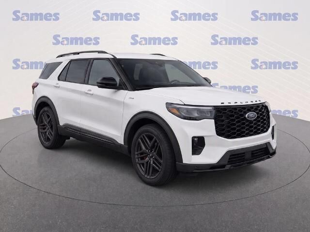 2025 Ford Explorer ST-Line — photo 1 of 13
