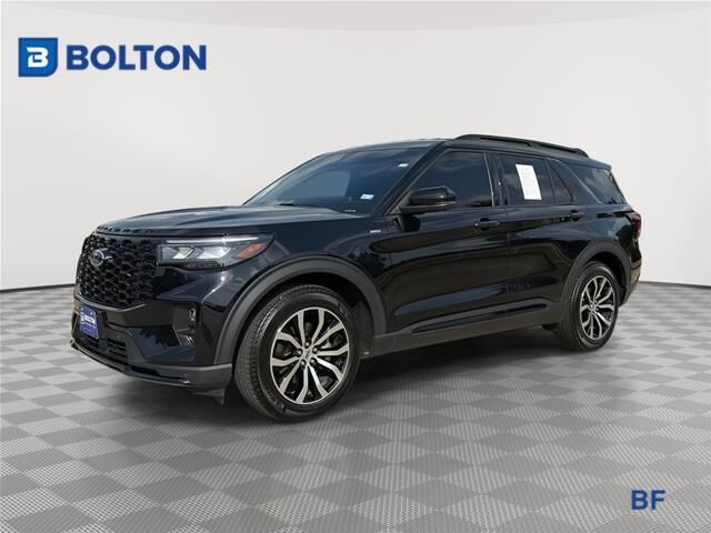 2026 Ford Explorer ST-Line — photo 1 of 13