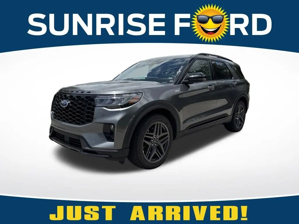 2026 Ford Explorer ST-Line — photo 1 of 36