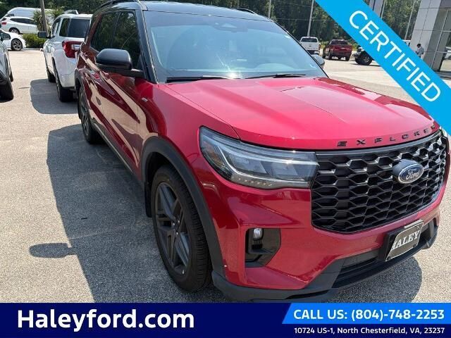 2025 Ford Explorer ST-Line — photo 1 of 34