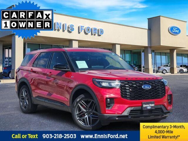 2025 Ford Explorer ST-Line — photo 1 of 4