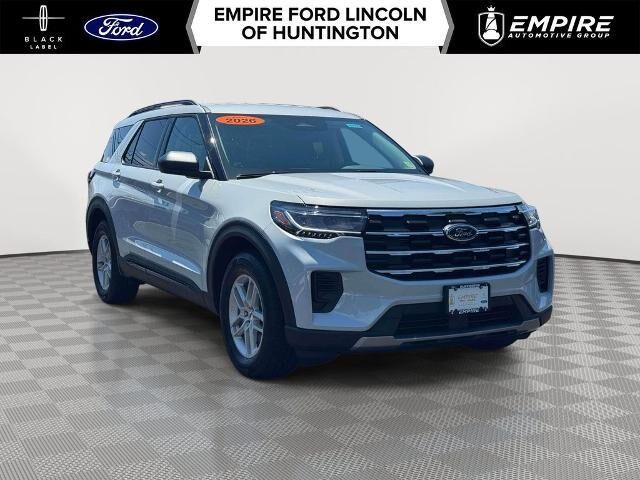 2026 Ford Explorer Active — photo 1 of 39