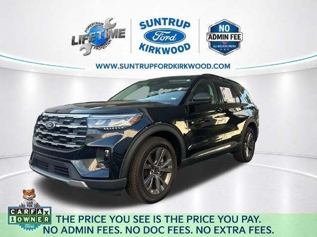 2025 Ford Explorer Active — photo 1 of 26