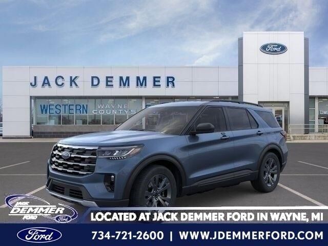2026 Ford Explorer Active — photo 1 of 13