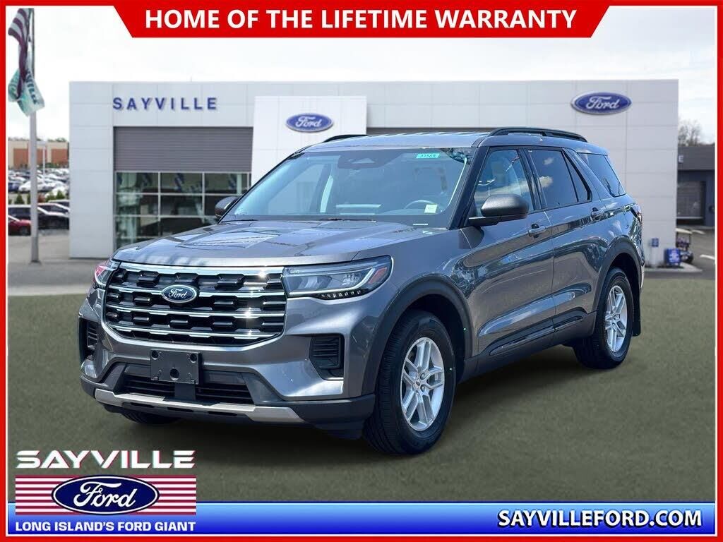 2026 Ford Explorer Active — photo 1 of 14