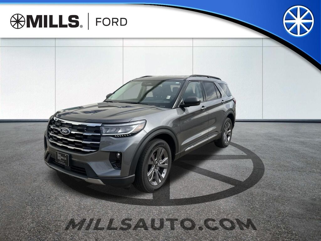 2025 Ford Explorer Active — photo 1 of 2