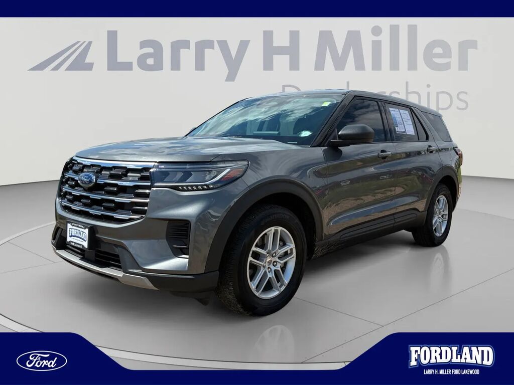 2026 Ford Explorer Active — photo 1 of 29