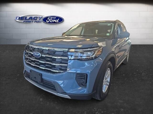 2025 Ford Explorer Active — photo 1 of 39