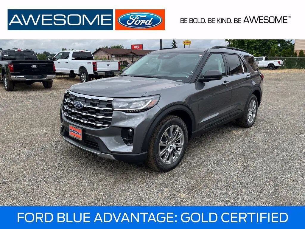 2026 Ford Explorer Active — photo 1 of 13