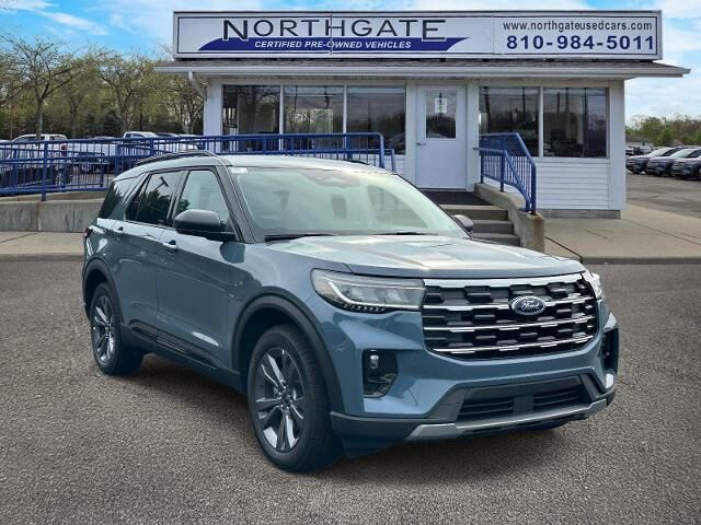2026 Ford Explorer Active — photo 1 of 39