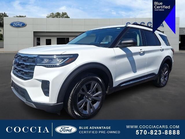 2025 Ford Explorer Active — photo 1 of 26