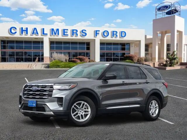 2025 Ford Explorer Active — photo 1 of 13