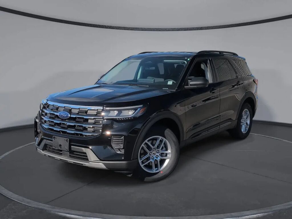 2026 Ford Explorer Active — photo 1 of 21