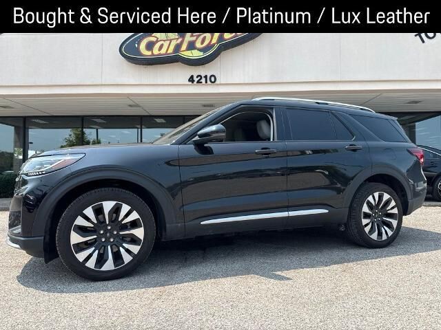 2025 Ford Explorer Platinum — photo 1 of 13