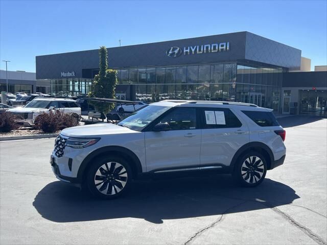 2025 Ford Explorer Platinum