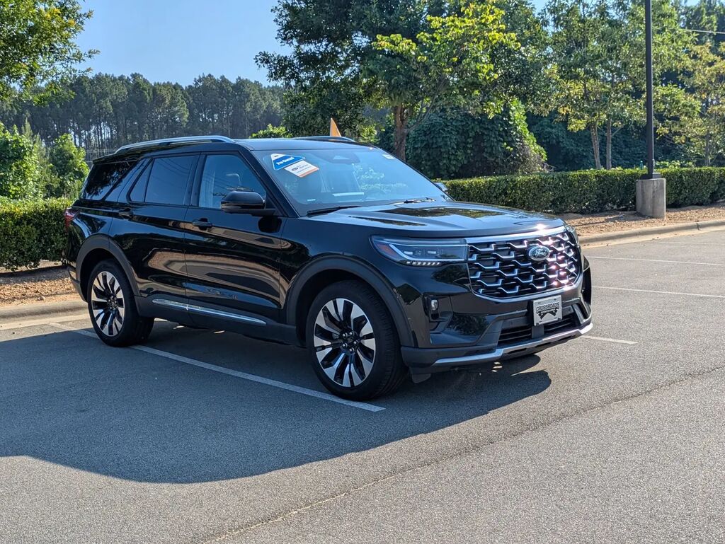 2025 Ford Explorer Platinum — photo 1 of 14