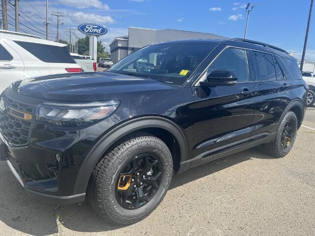 2026 Ford Explorer Tremor — photo 1 of 26