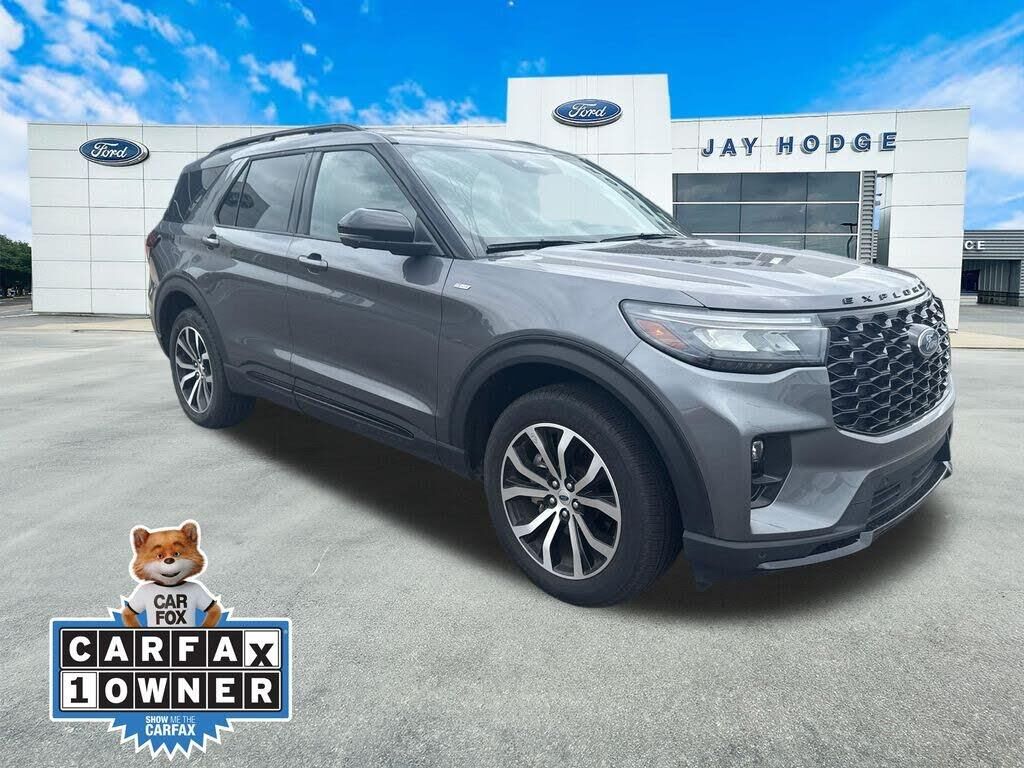 2025 Ford Explorer ST-Line — photo 1 of 1