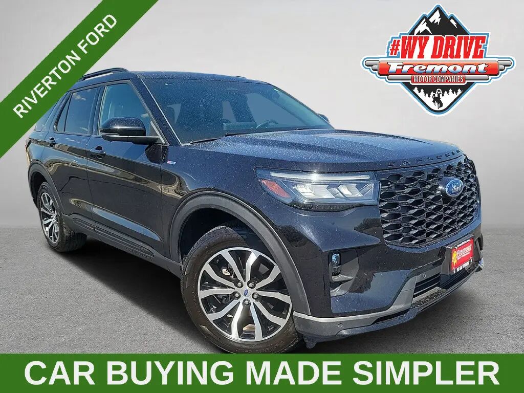 2025 Ford Explorer ST-Line — photo 1 of 13