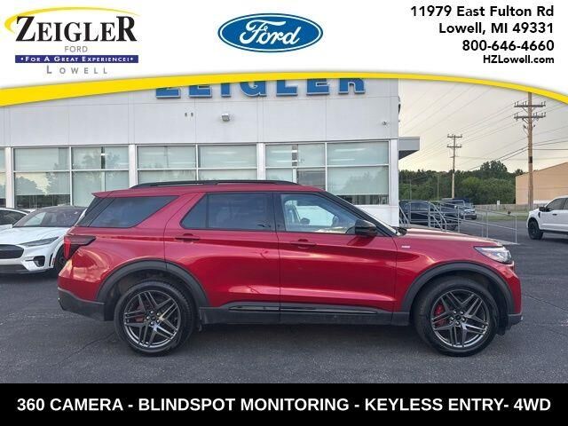 2025 Ford Explorer ST-Line — photo 1 of 13