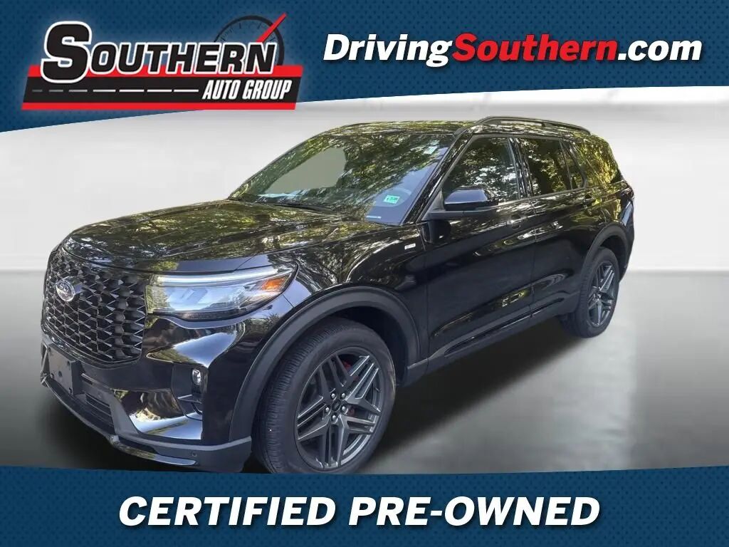 2025 Ford Explorer ST-Line — photo 1 of 13
