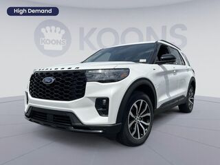 2025 Ford Explorer ST-Line