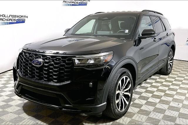 2025 Ford Explorer ST-Line — photo 1 of 26
