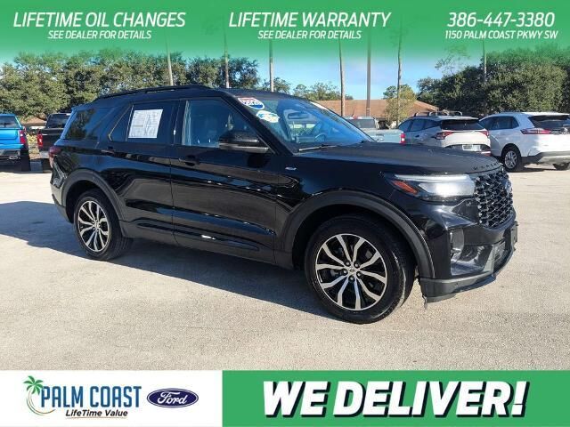 2025 Ford Explorer ST-Line — photo 1 of 45