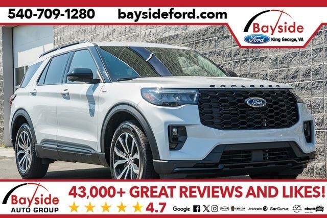 2026 Ford Explorer ST-Line — photo 1 of 10