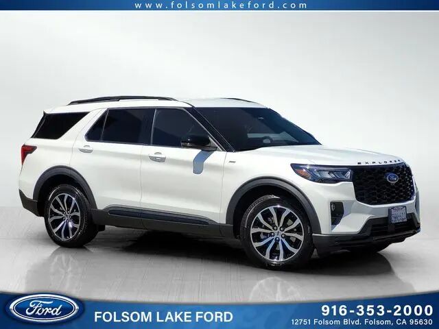 2026 Ford Explorer ST-Line — photo 1 of 13