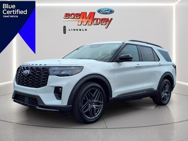 2025 Ford Explorer ST-Line — photo 1 of 26