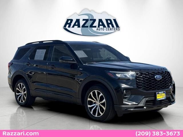 2025 Ford Explorer ST-Line — photo 1 of 13