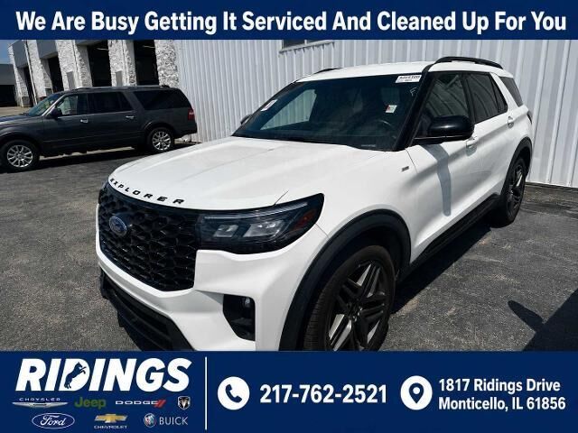 2025 Ford Explorer ST-Line — photo 1 of 33