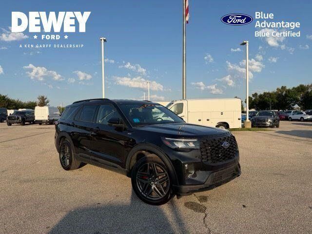 2025 Ford Explorer ST-Line — photo 1 of 13