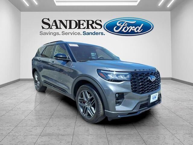 2025 Ford Explorer ST-Line — photo 1 of 13