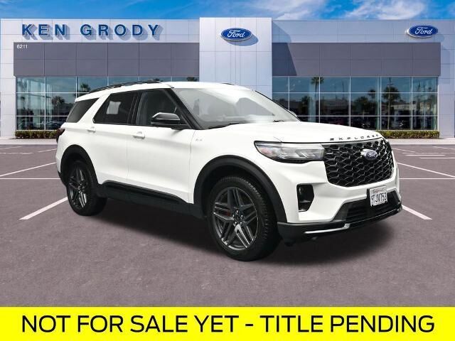 2025 Ford Explorer ST-Line
