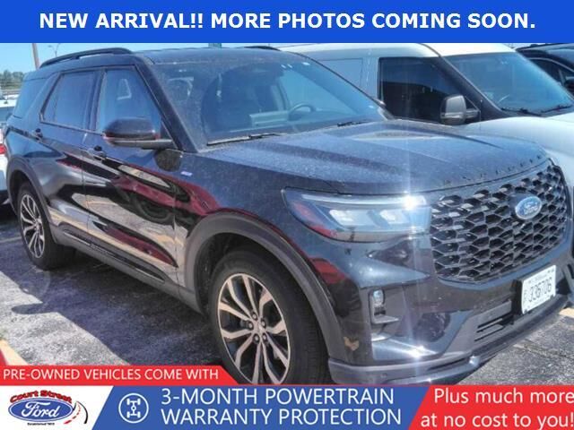 2026 Ford Explorer ST-Line — photo 1 of 14