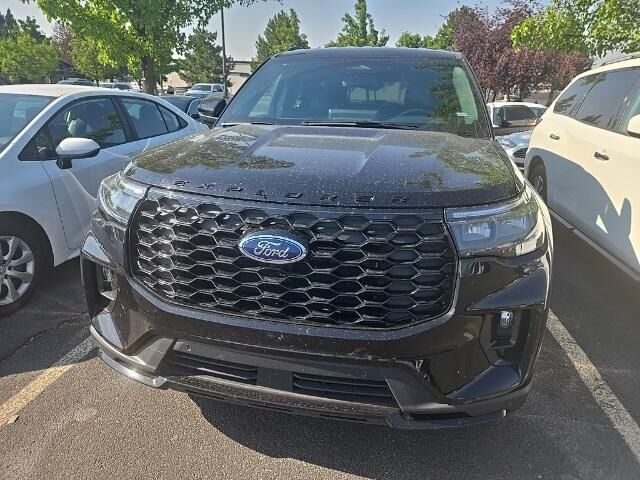2026 Ford Explorer ST-Line — photo 1 of 29