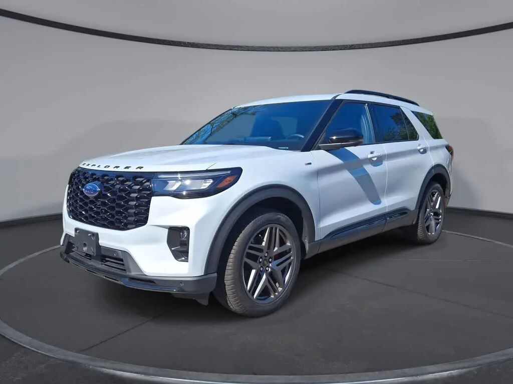 2026 Ford Explorer ST-Line — photo 1 of 26