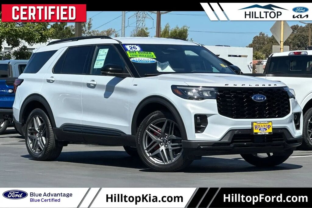 2026 Ford Explorer ST-Line — photo 1 of 11