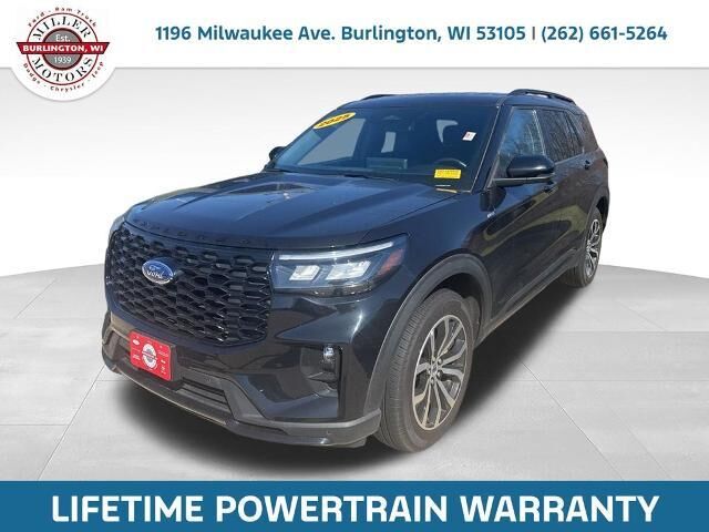 2025 Ford Explorer ST-Line — photo 1 of 12