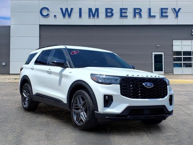 2025 Ford Explorer ST-Line