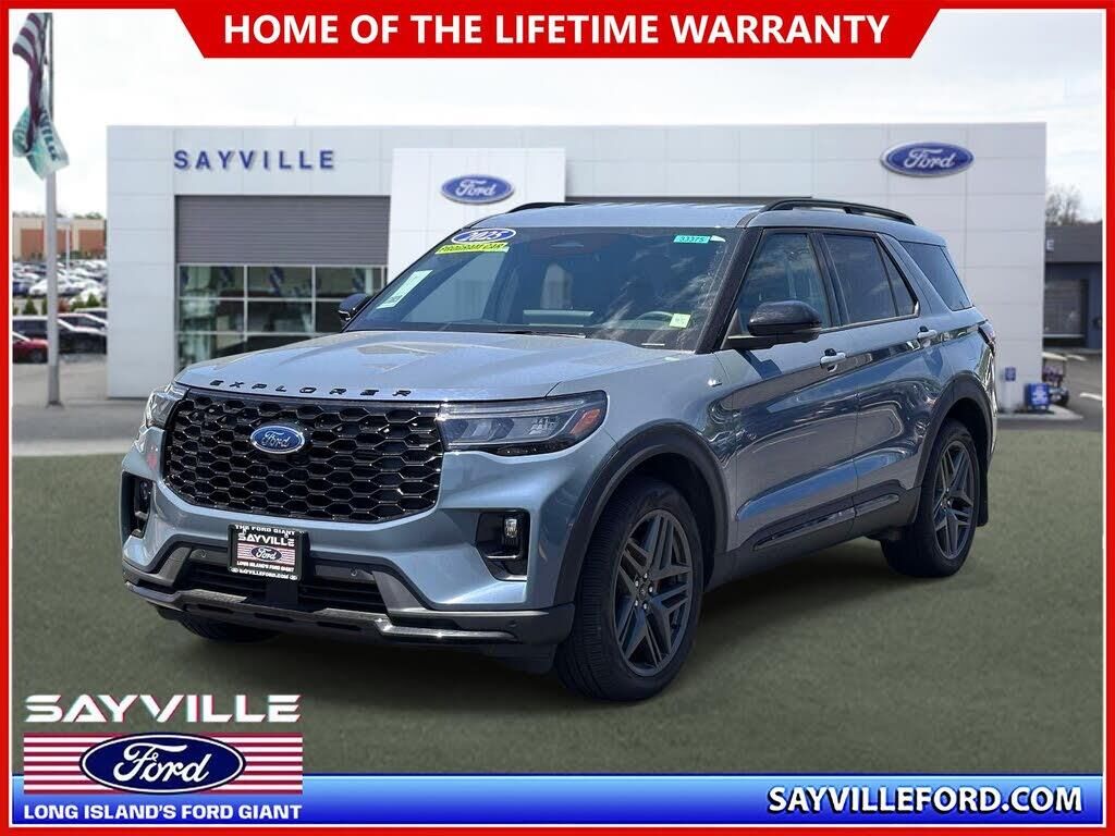 2025 Ford Explorer ST-Line — photo 1 of 1
