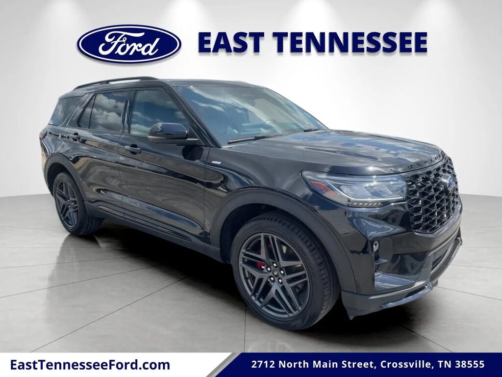 2025 Ford Explorer ST-Line — photo 1 of 12