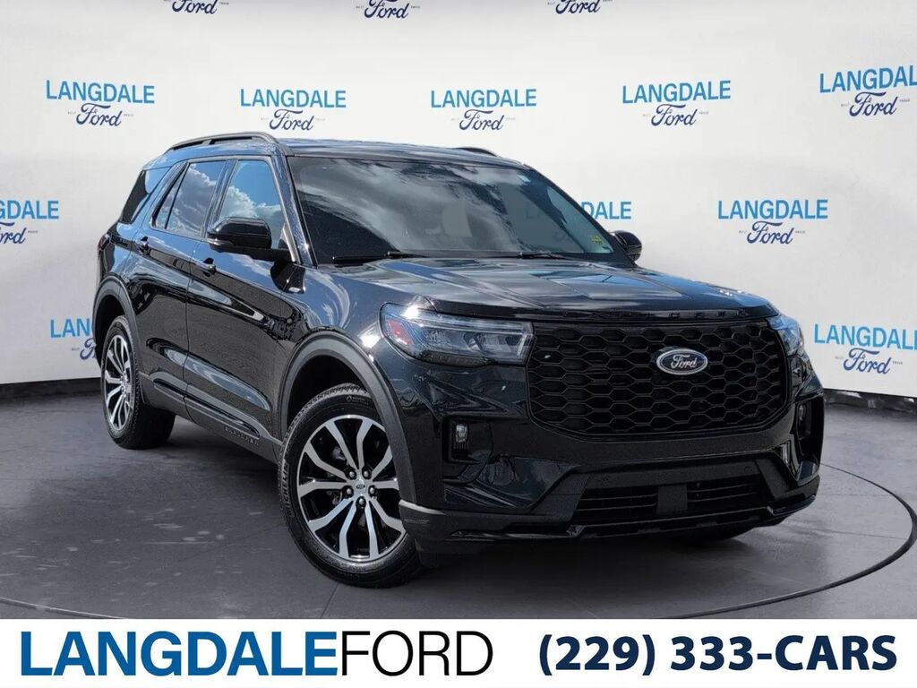 2025 Ford Explorer ST-Line — photo 1 of 13