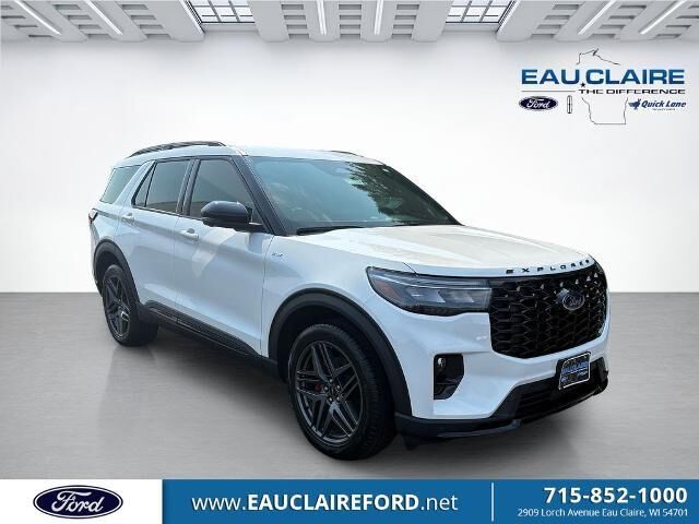 2025 Ford Explorer ST-Line — photo 1 of 13
