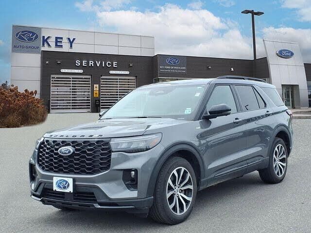 2025 Ford Explorer ST-Line — photo 1 of 1